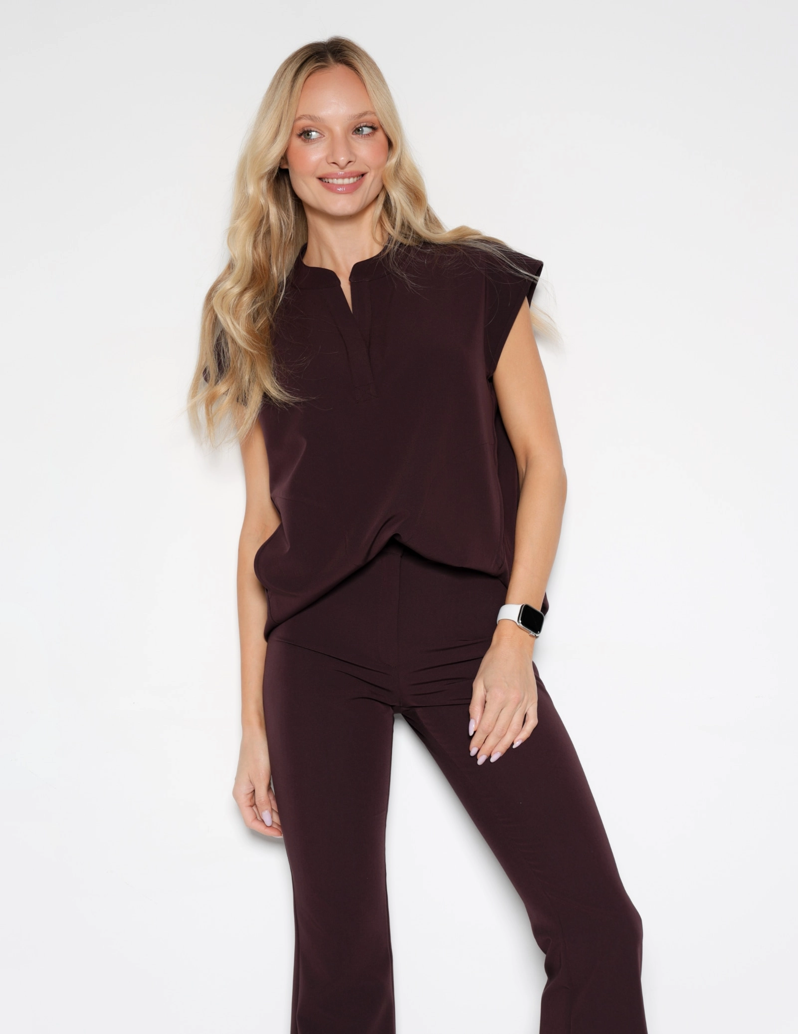 Lékařská Mikina Khloe - DARK CHOCOLATE