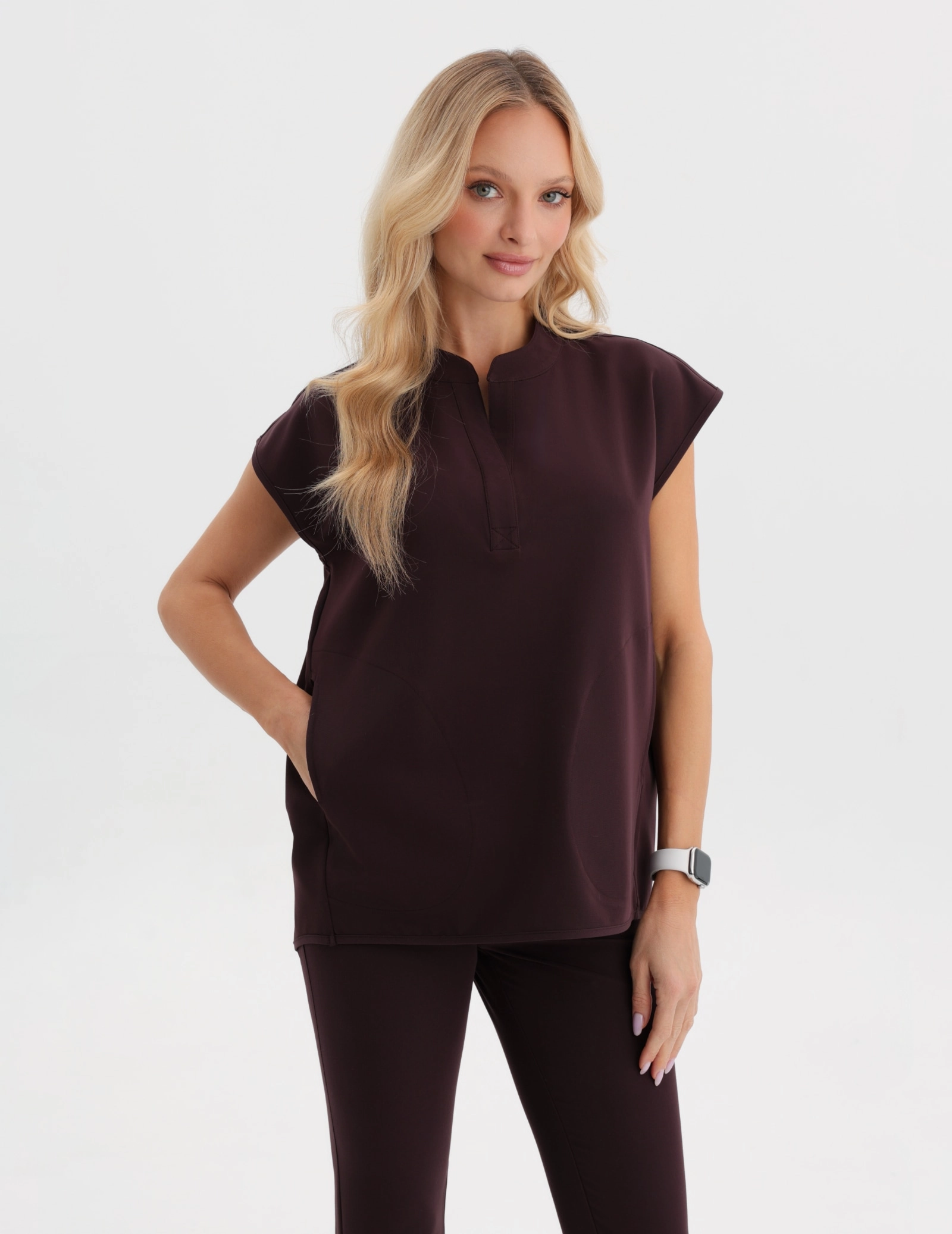 Lékařská Mikina Khloe - DARK CHOCOLATE