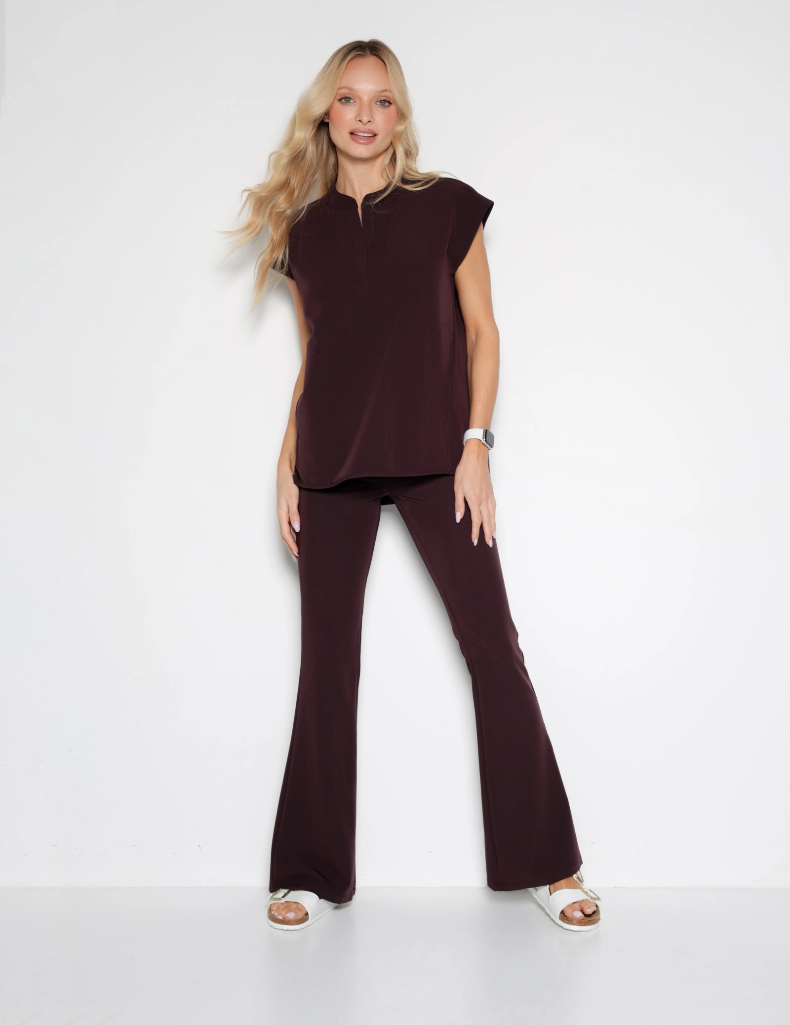 Lékařská Mikina Khloe - DARK CHOCOLATE